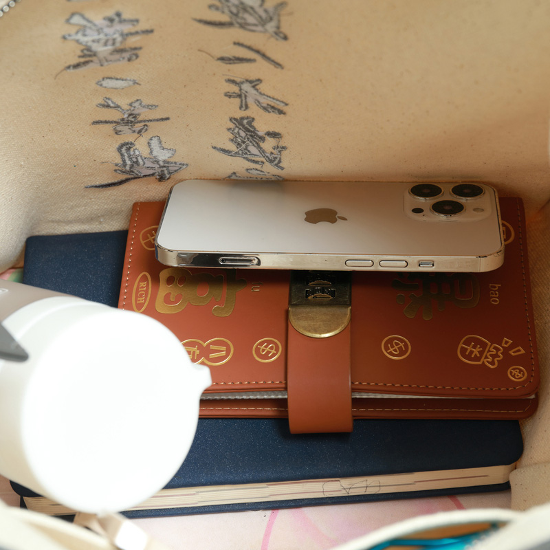 一叶一菩提带底侧帆布包-08