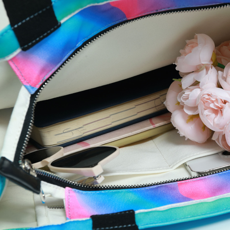 粉紫渐变色带底侧帆布包-09