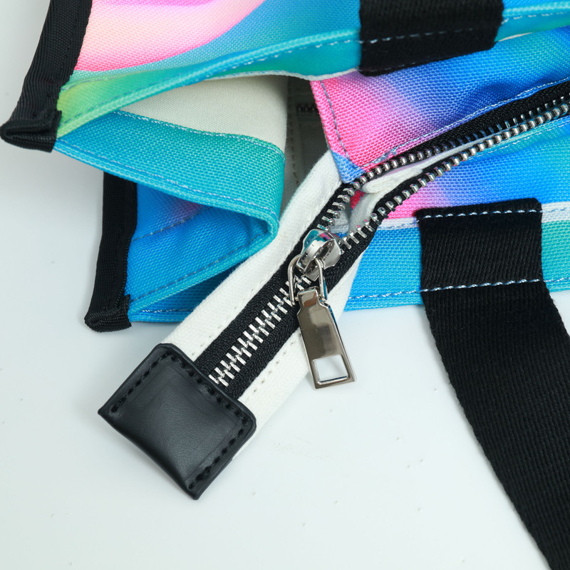 粉紫渐变色带底侧帆布包-06