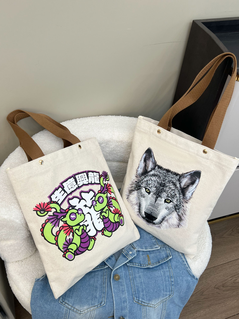 带底部和侧袋的帆布包-06